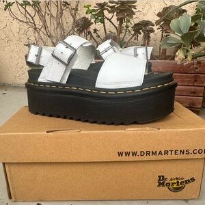 White black Dr. Martens Voss sandals, size 7, runs closer to 7.5 or 8. Like new
